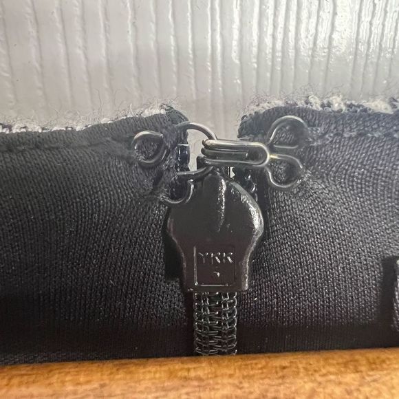 Banana Republic Black White Lined Bell Sleeve‎ V Neck Tweed Midi Dress Small - Picture 8 of 14